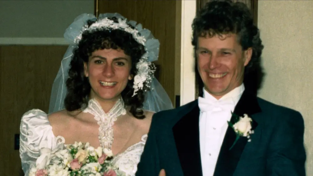 تصویر ثابت از «مرگهای خانواده کارمن».